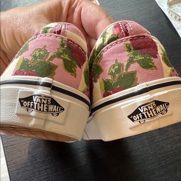 NWOT Vans Women's Floral Slip-On Loafers - Pink and Green Size 6.5 - Picture 6 of 9